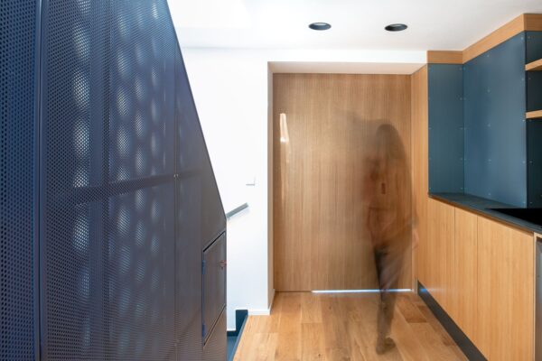 Byt v akvamarínové v Praze, autorky Martina Krčmářová, Markéta Musilová / m2 architekt, foto Anželika Rybak