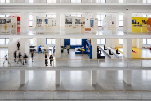 Ateliér Tvorby a Laboratoř Asociativního Snění, autoři No Architects, foto Studio Flusser