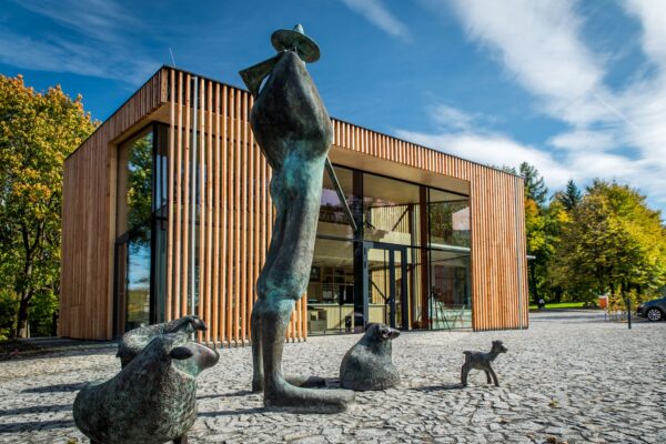 Infocentrum v Trojanovicích, autoři Kamil Mrva Architects, foto Pavel Cupák