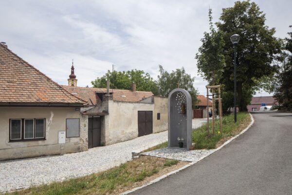 Úprava veřejných prostranství v Líbeznicích, autoři EHL & KOUMAR ARCHITEKTI, foto Tomáš Souček