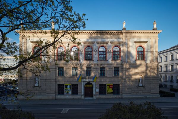 Moravská galerie v Brně, autoři Olgoj Chorchoj, David Karásek, Maxim Velčovský, Radek Wohlmuth, edit!, Marek Jan Štěpán, Eva Eisler, Tomáš Svoboda, Krištof Kintera, 
foto BoysPlayNice