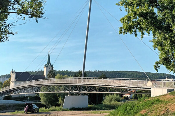 Lávka v Radotíně s kompozity MEA soutěží o Cenu Inženýrské komory 2023