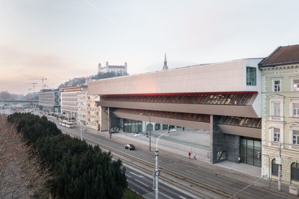 Rekonstrukce a dostavba Slovenské národní galerie v Bratislavě, autoři Architekti BKPŠ, foto Matej Hakár