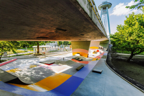 Skatepark Janka Kráľa v Bratislavě, autoři U / U studio, foto: Kubo Krížo