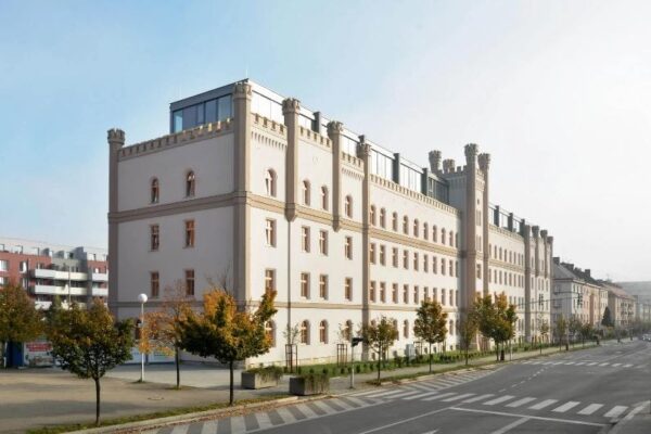 Ekologický přístup k renovaci – jak uplatňovat zásady udržitelného rozvoje v projektu?