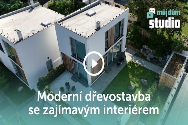 Moderní dřevostavba se zajímavým interiérem