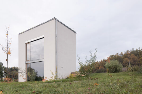 Rodinný dům o sedmi podlažích, autoři Malý Chmel, foto Alex Shoots Buildings