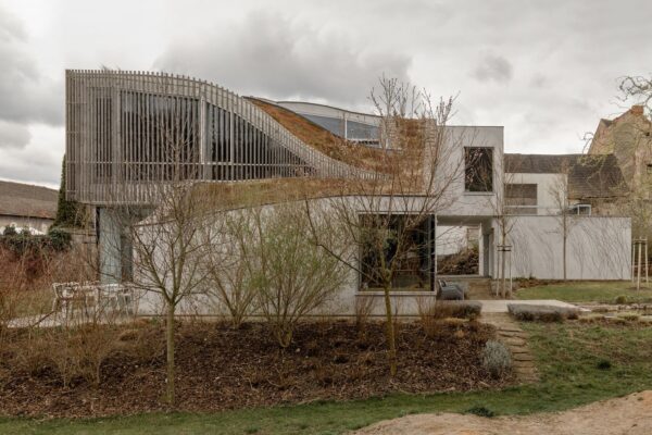 Rodinný dům v Hlubočepech v Praze, autoři RO_AR Szymon Rozwalka architects, foto Viola Hertelová