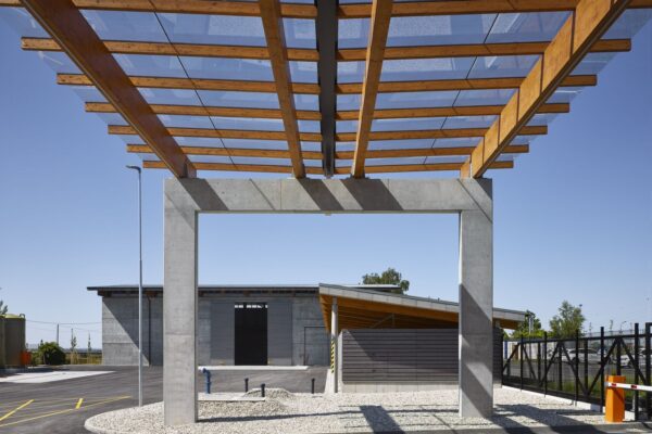 Středisko správy a údržby dálnic v Přerově, autoři Pelčák a partner architekti, foto Filip Šlapal
