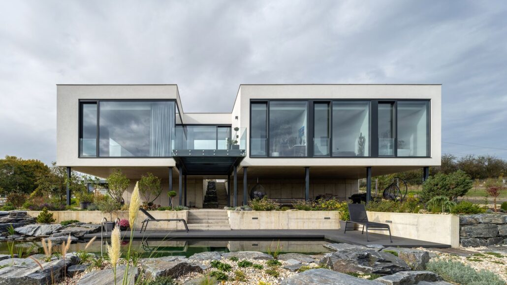 Rodinný dům u Prahy, autoři a foto boq architekti
