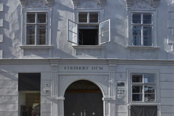 Stříbrný dům v Jihlavě, autoři Atelier Štěpán, foto Filip Šlapal
