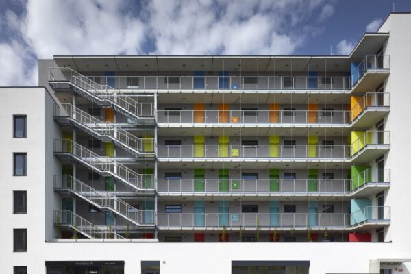 Bytový dům Happi, autoři Schindler Seko architekti, foto Filip Šlapal