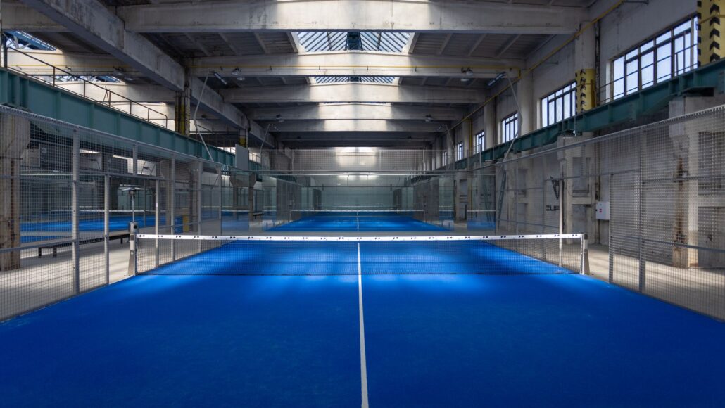 Padel Powers na pražském Smíchově, autoři Apostrof architekti, foto Martin Štrouf