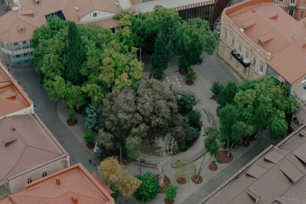Gudiashvili square, studio Ruderal, zdroj Kruh
