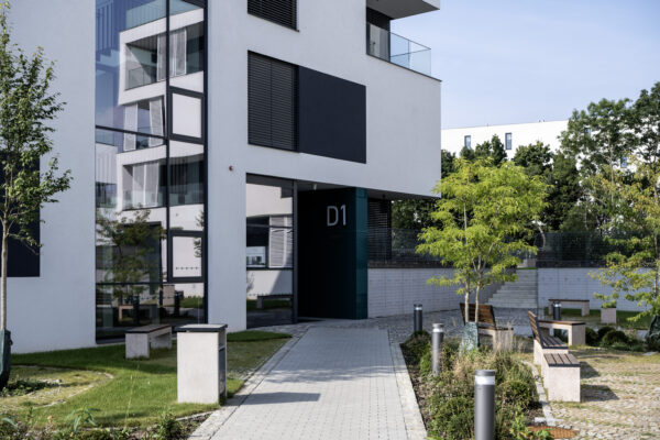 KOMFORTNÍ PODLAHOVÉ VYTÁPĚNÍ A ŠANTOVKA LIVING