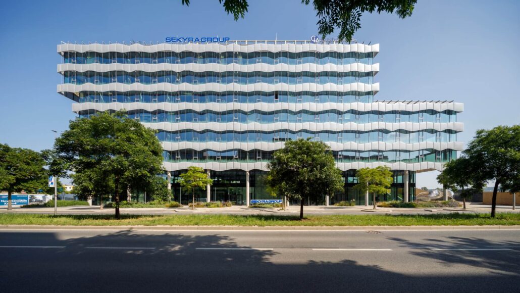 Administrativní budova Arché od Evy Jiřičné, autoři AI - design, foto zdroj Sekyra Group