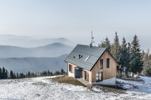 Základna horské služby v Beskydech, autoři EXPODESIGN, foto SATJAM