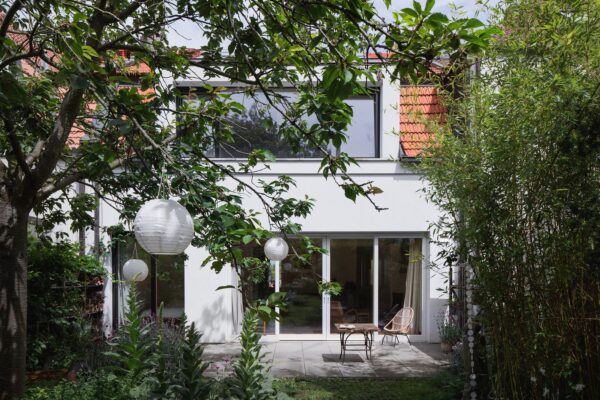 Rekonstrukce řadového domu na Břevnově, autoři Mimosa architekti, foto Petr Polák