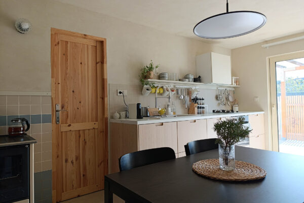 Domek v osadě u Berounky, autorka a foto Adéla Oršulíková