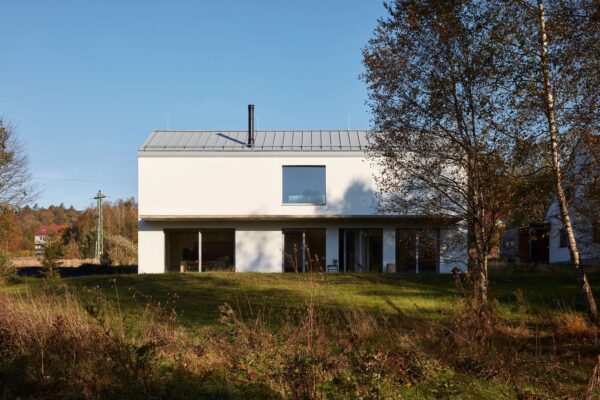 Dům v Tisé, autoři 2xpa architektonický ateliér, foto Radek Úlehla