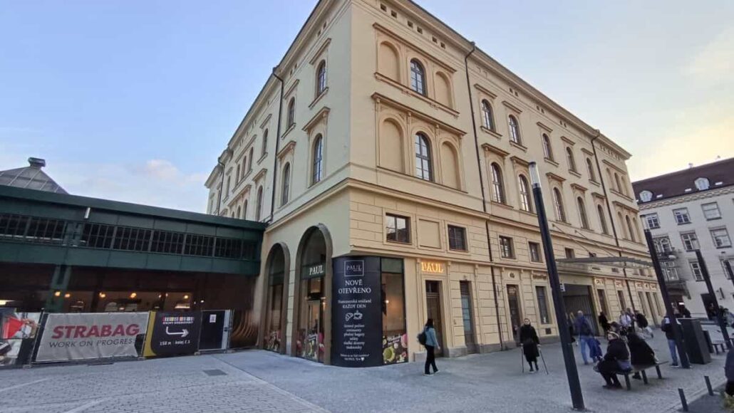 Odvodnění MEA pro zakřivenou fasádu