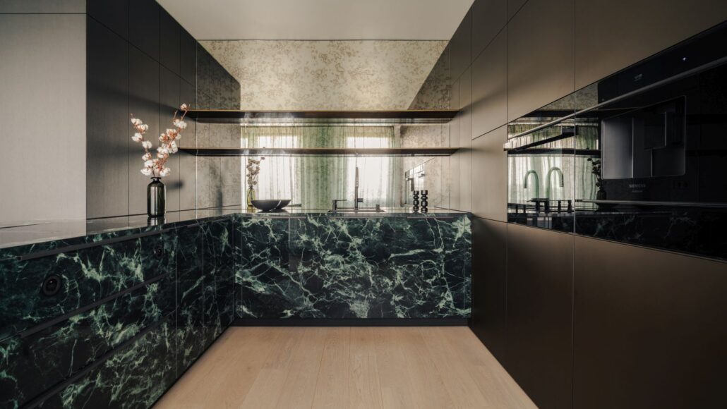 Interiéry dvou bytů v Praze, autoři BekArch, foto Ondřej Holub