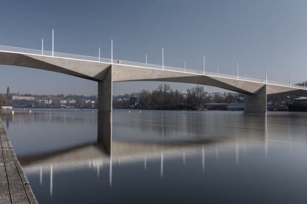 Dvorecký most v Praze, autoři TUBES / ATELIER 6, foto praha.eu