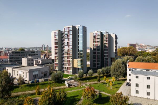 Obytný soubor Domeq II a III v Brně, autoři Studio acht, foto Tomáš Slavík