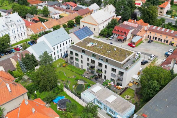 Bytový soubor Wechův dvůr v Kroměříži, autoři Architekti DRNH, foto David Peška