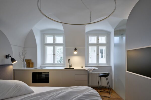 Interiér malého bytu v Praze, autoři Tunicate, foto BoysPlayNice