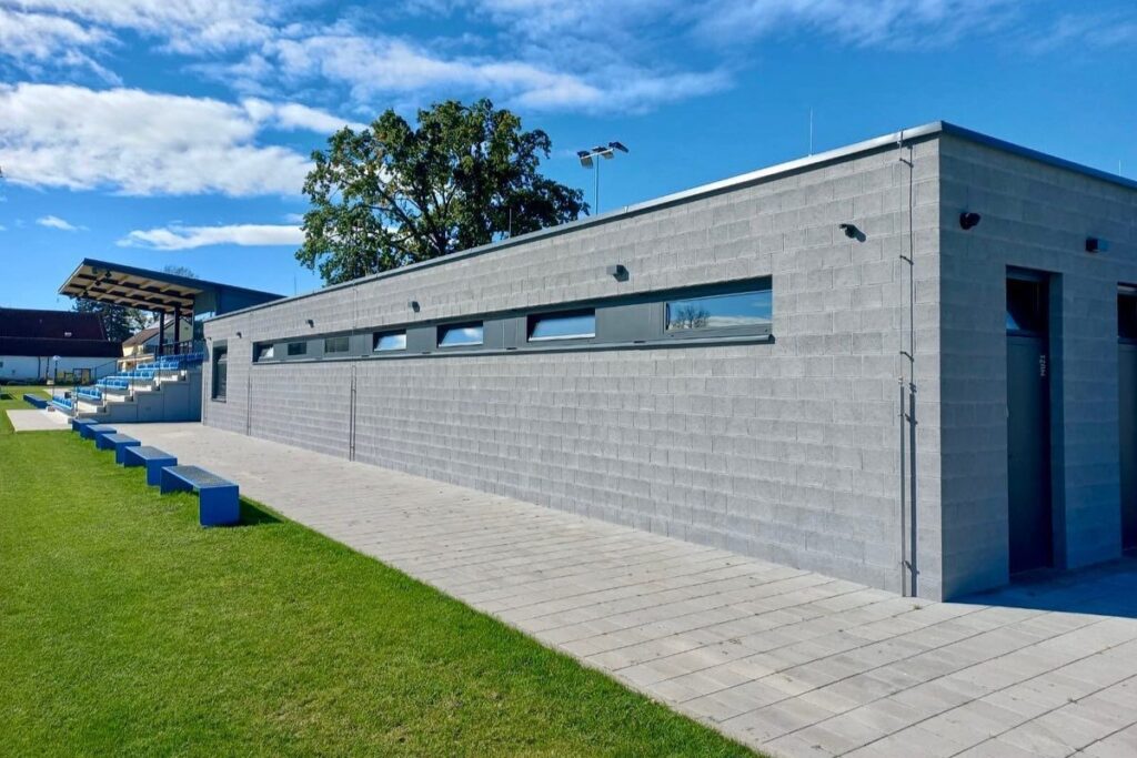 Zázemí fotbalového klubu v Plané u Českých Budějovic