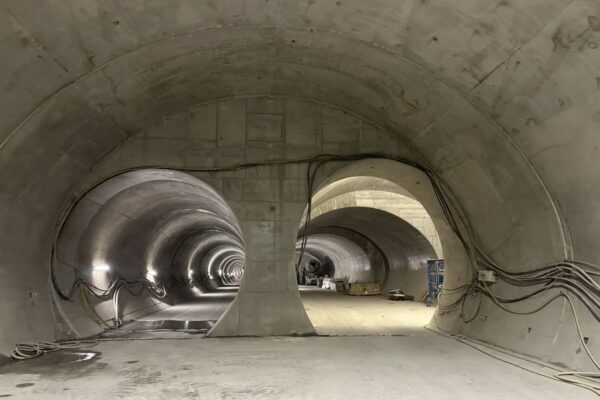Technologie betonů a logistika dodávek pro metro D