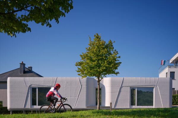 Tiny House LUX v Niederanvenu v Lucembursku, autoři ODA Architects a Coral Architects, foto BoysPlayNice.