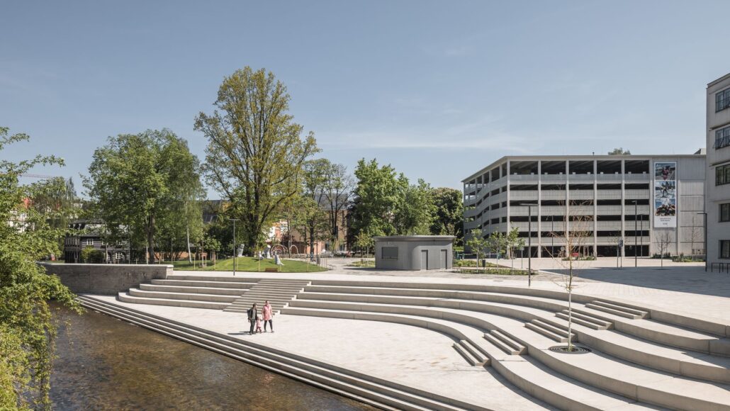 Parkovací dům a náplavka v Liberci, autoři re:architekti, foto Ondřej Bouška