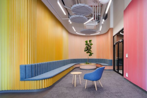 Interiér kanceláří v Praze, autoři Studio Reaktor, foto Studio Flusser
