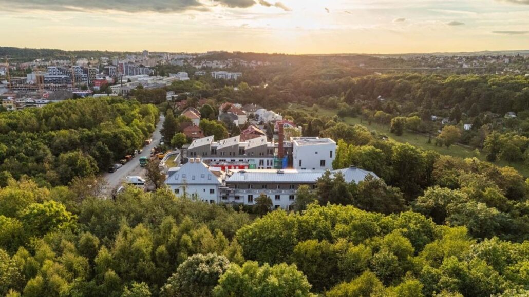 Revitalizace areálu bývalé čokoládovny v Hrdlořezích