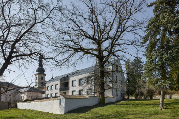 Bytový dům v Lysé nad Labem, autoři Stempel Tesař architekti, foto Filip Šlapal