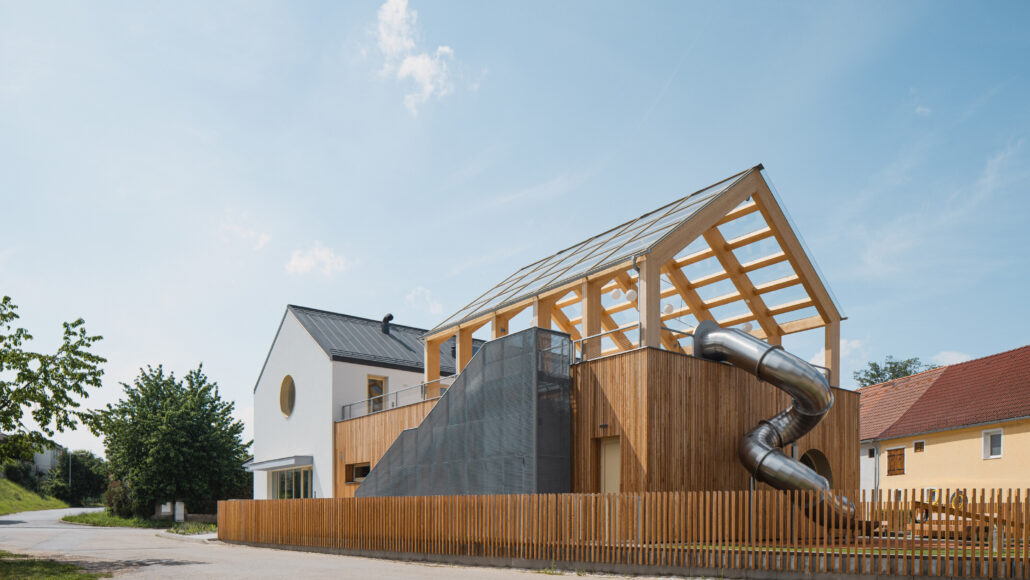 Nová obecní školka v Plané u Českých Budějovic, autoři PROAM ARCHITEKTI, foto Petr Polák Studio