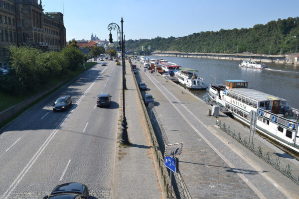 Praha zvelebí nábřeží Na Františku