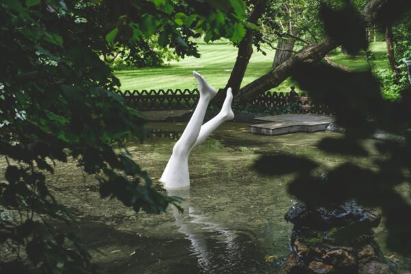 SCULPTURE LINE