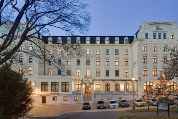 Liberecký hotel Zlatý Lev se vrátil do původní secesní podoby