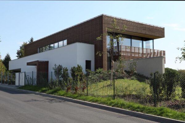 Vila v Lysolajích