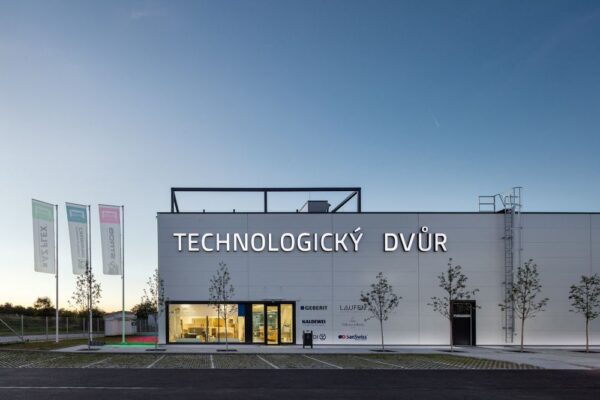 Technologický dvůr