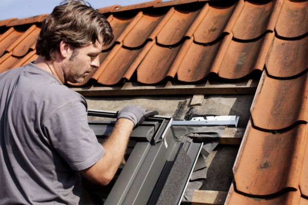 Podzimní nákup chytrého střešního okna VELUX je výhodnější až o 2500 Kč