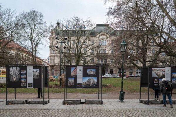 Stavitelé města v letech 1914–1948 a „Vizuální šumák“ v Plzni