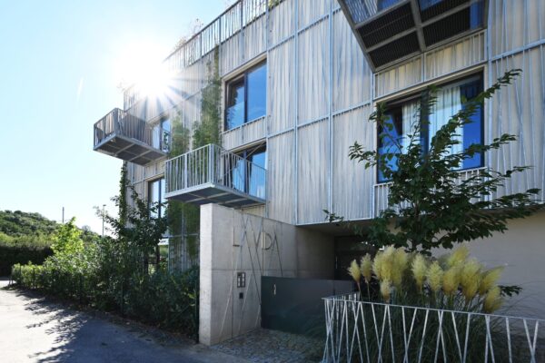 La Vida Residence